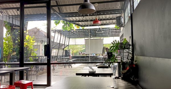 4 Rekomendasi Cafe Estetik di Makassar, Cocok untuk Nongki dan Kerja Tugas