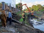 Setelah 15 Tahun tak Dikeruk, Sedimen Kanal di Kelurahan Pandang Akhirnya Dibersihkan