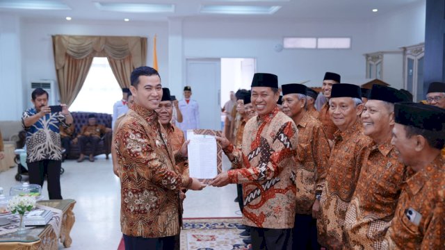 Prosesi pelantikan PWRI Pangkep. (Foto: Humas PWRI)