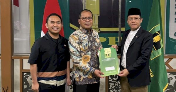Susul Hanura, PPP Serahkan Surat Tugas Maju Pilgub Sulsel ke Danny