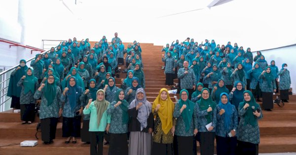 TP PKK Kota Makassar Gelar Sosialisasi Gerakan Keluarga Cerdas Berinternet, Cegah Adiksi Digital