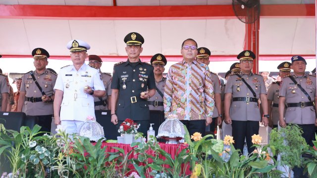 Wali Kota Makassar Moh. Ramdhan Pomanto Ikuti Pelantikan 209 Bintara Polri di SPN Polda Sulsel, Kamis (11/07/2024).