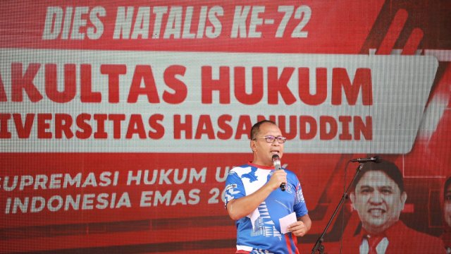 Danny Pomanto hadir di acara Dies Natalis Fakultas Hukum Unhas ke-72 di Kampus Unhas, Sabtu, (20/04/2024).