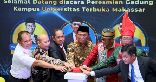 Diresmikan Menko PMK Muhajir Efendi, Danny Pomanto: Gedung Baru UT Dukung Program Makassar Low Carbon City