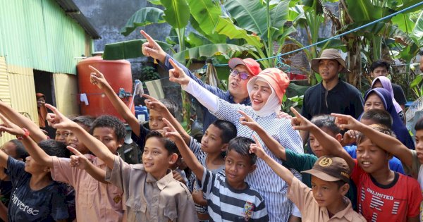 Wali Kota Makassar dan Ketua TP PKK Kunjungi Pulau Barrang Lompo, Fokus Pembenahan Infrastruktur dan Akses Internet