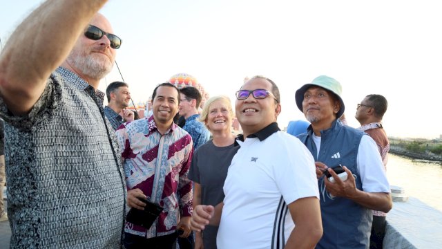 Sailing Kapal Pinisi bersama Tamu VIP Program RISE, Selasa (16/07/2024).