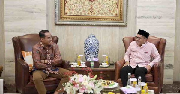 Wali Kota Makassar Danny Pomanto Sambut Hangat Silaturahmi Kapolda Sulsel di Kediamannya