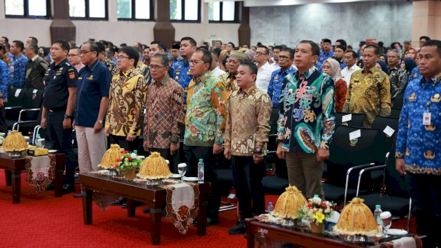 Rapat Koordinasi Kepala Daerah dalam Rangka Penguatan Peranan Aparat Pengawas Internal Pemerintah atau APIP untuk Pencegahan Korupsi di Ruang Pola Kantor Gubernur, Rabu, (17/07/2024).