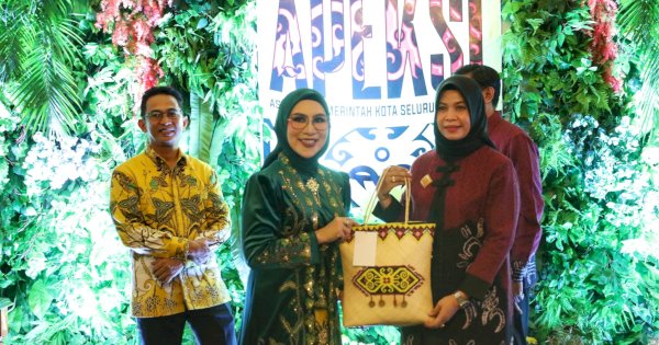 Gala Dinner Rakernas APEKSI XVII: Momen Kehangatan dan Kolaborasi Antar Wali Kota Se-Indonesia
