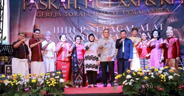 Wali Kota Makassar Serahkan IMB Gereja Toraja Jemaat Tamalanrea, Tekankan Toleransi dan Kerukunan