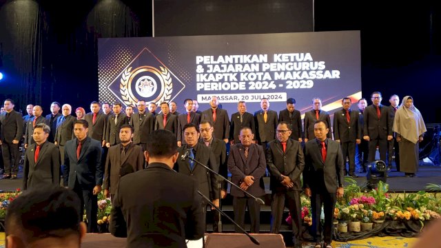 Firman Pagarra Resmi Dikukuhkan Ketua IKAPTK Kota Makassar Periode 2024-2029