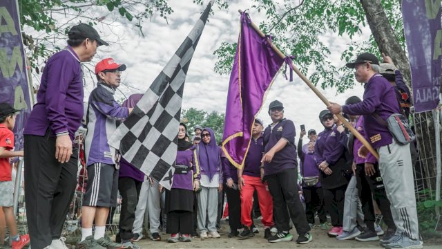 Ratusan Warga HIKMA Ikuti Jalan Santai Peringati HUT ke 87