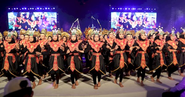 F8 Spektakuler, Wali Kota: Kolaborasi Anak-anak Makassar Setara Dengan Seniman Kelas Dunia