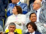 Pembukaan Olimpiade Paris 2024, Prabowo Antusias Hadir dengan Jas Hujan Transparan
