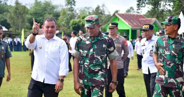 PJ.Bupati Sinjai Hadiri Pembukaan TMMD