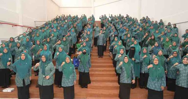 Indira Yusuf Ismail Buka Bimtek Pengurus PKK Kota Makassar: Jaga Keseragaman dan Kompak dalam Program Kerja