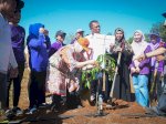 Meriahkan HUT HIKMA ke-87 di Gowa, Indira Yusuf Ismail Ikut Tanam Pohon