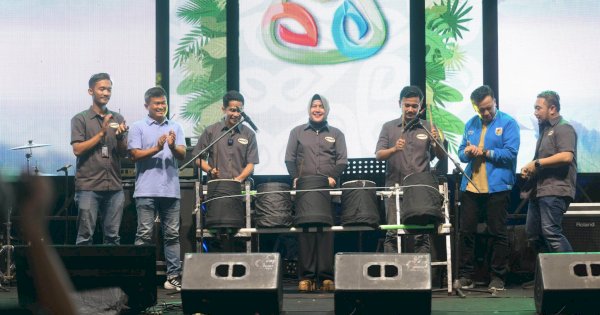 Indira Yusuf Ismail Ajak Pemuda Kota Makassar Berkontribusi Membangun Lingkungan Ramah