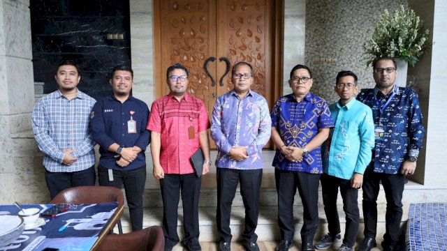 Danny Pomanto saat menerima audiens Panitia Kegiatan 7th ICP 2024 di Amirullah, Kamis (20/06/2024).