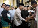Safari Ramadan, Danny Pomanto Disambut Hangat Jemaah Masjid Nurul Ittihad Kalukuang