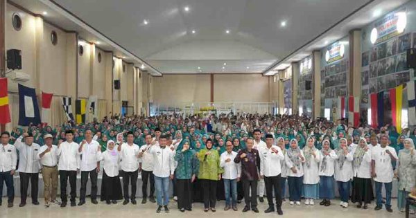 Ketua TP PKK Makassar Ajak Warga Mamajang Bersatu Wujudkan Kecamatan Terbaik Nasional