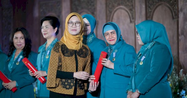 Komitmen Ketua TP PKK Makassar dalam Pembinaan Dasawisma Berbuah Penghargaan Nasional