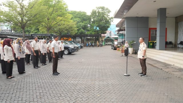 Tekankan Peningkatan PAD dan Kekompakan, Ambar Pimpin Apel Pagi Bapenda Makassar