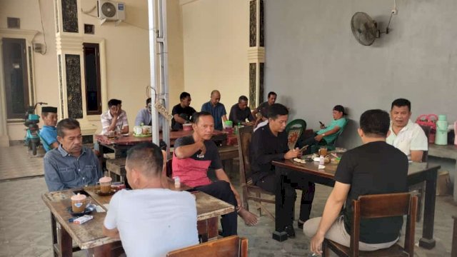 Tim pemenangan Amir Uskara. Foto: HN/Yusrizal