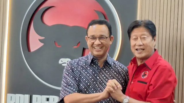 Ketua DPD PDI Perjuangan (PDIP) DKI Adi Wijaya bersama Anies Baswedan. Foto: ist