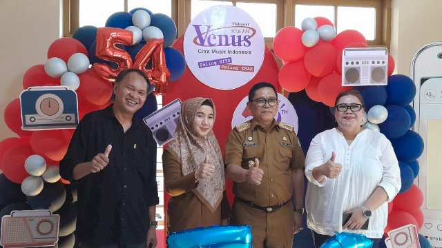 “Bertahan di Radio” Jadi Tema Ulang Tahun ke-54 Radio Venus 97,6 FM Makassar