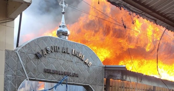 Damkarmat Makassar Imbau Warga Waspada Kebakaran di Musim Kemarau