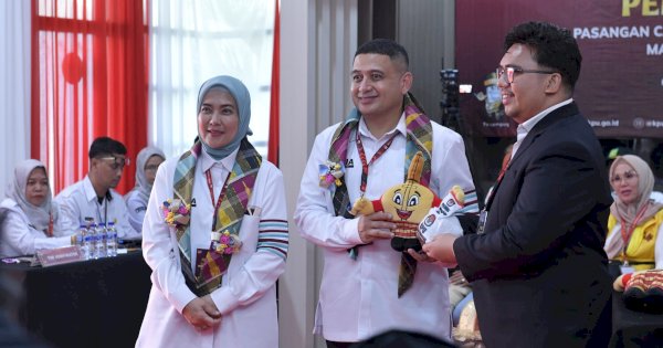 Appi-Aliyah Daftar KPU Kenakan Kemeja Putih: Komitmen Kemuliaan Makassar