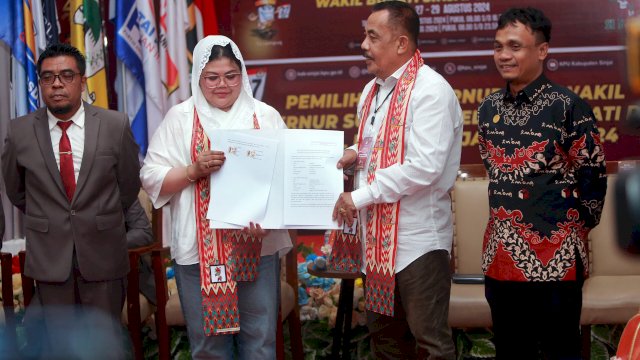 Mendaftar di KPU Sinjai, Santun Dikawal Puluhan Mobil Mewah