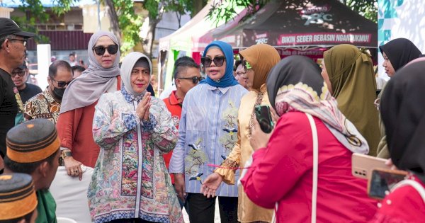 Ketua TP PKK Makassar Meriahkan Festival Kelong Anak Lorong di Kecamatan Tallo