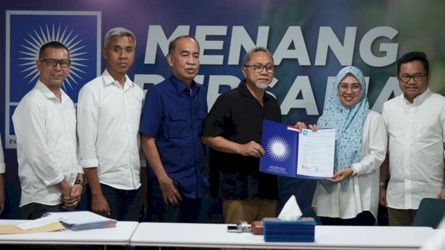 Husniah Talenrang dan Darmawangsyah Muin menemui Ketua DPP PAN, Zulhas. Foto: dok