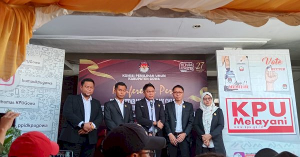 Bawa 100 Bukti, Ridwan Adukan Lima Komisioner KPU Gowa ke DKPP