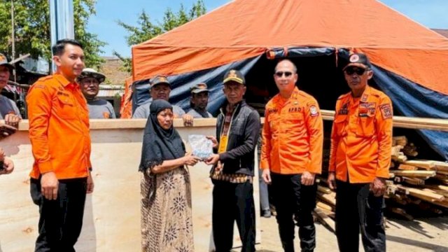 BPBD Kota Makassar Salurkan Bantuan Darurat untuk Korban Kebakaran di Tallo