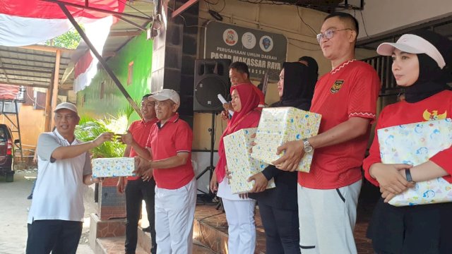 Perumda Pasar Makassar gelar lomba HUT RI ke-79. (Foto: Humas)