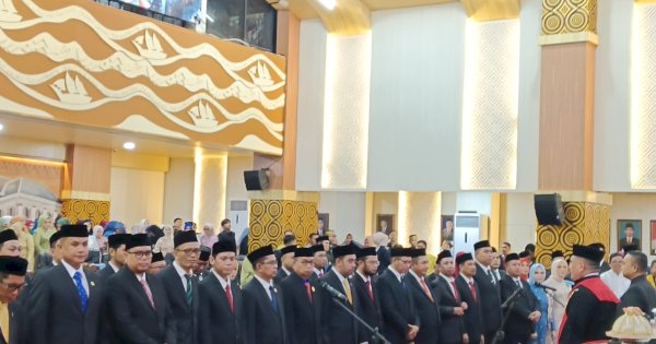 Selamat, 50 Anggota Dewan Resmi Dilantik di Kantor DPRD Makassar