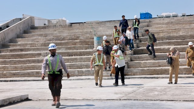 Wali Kota Makassar Moh Ramdhan Pomanto saat mengecek perkembangan pembangunan MGC. Foto: HN/Sinta