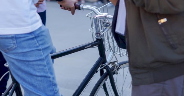 Nipah Park Pelopori Penggunaan Sepeda Merk Tokyobike dalam Mall