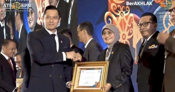 WR III Unhas Raih Penghargaan dari Menteri ATR/BPN