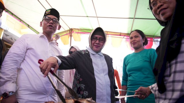 Festival Bakar Ikan di Jalan Barukang Meriahkan HUT RI ke-79, Ketua TP PKK Makassar Apresiasi Potensi Wisata Kuliner