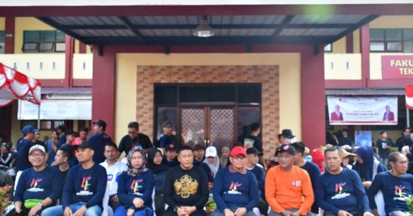 Wakili Pj Bupati, Kadis Sosial Ikut Meriahkan Jalan Santai Milad Ke-4 UMSi