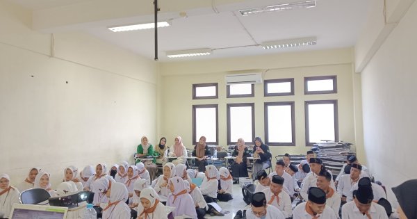 PMI UIN Alauddin Makassar Gelar Penerimaan dan Pengenalan Kampus