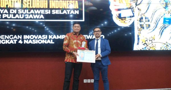 Bupati Gowa Adnan Purichta Terima Penghargaan Kepala Daerah Inovatif
