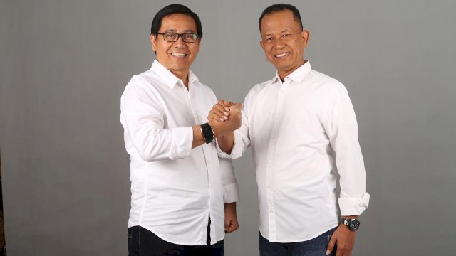 Suaib Mansur dan Triyono Kusnan salam komando.