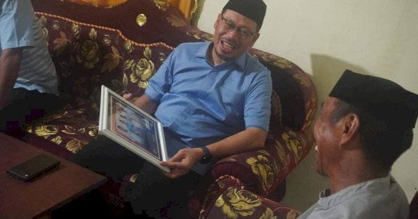 Tradisi foto Menjadi Ritual Wajib Bagi Muzzayin