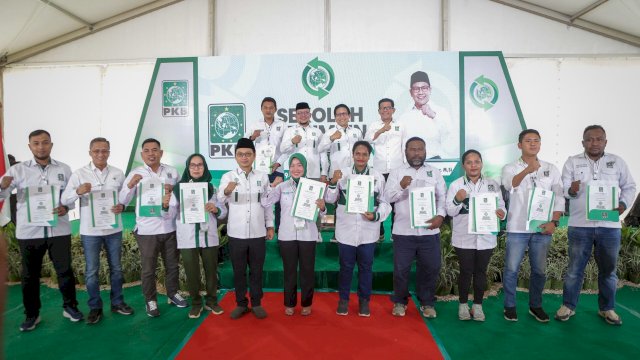 Hanif Dhakiri Resmi Tutup Sekolah Pemimpin Perubahan Zona VII di Malino