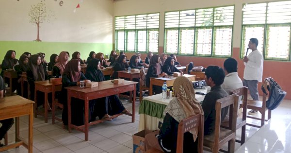 Siswa SMA 6 Jeneponto Antusias Belajar Jurnalistik